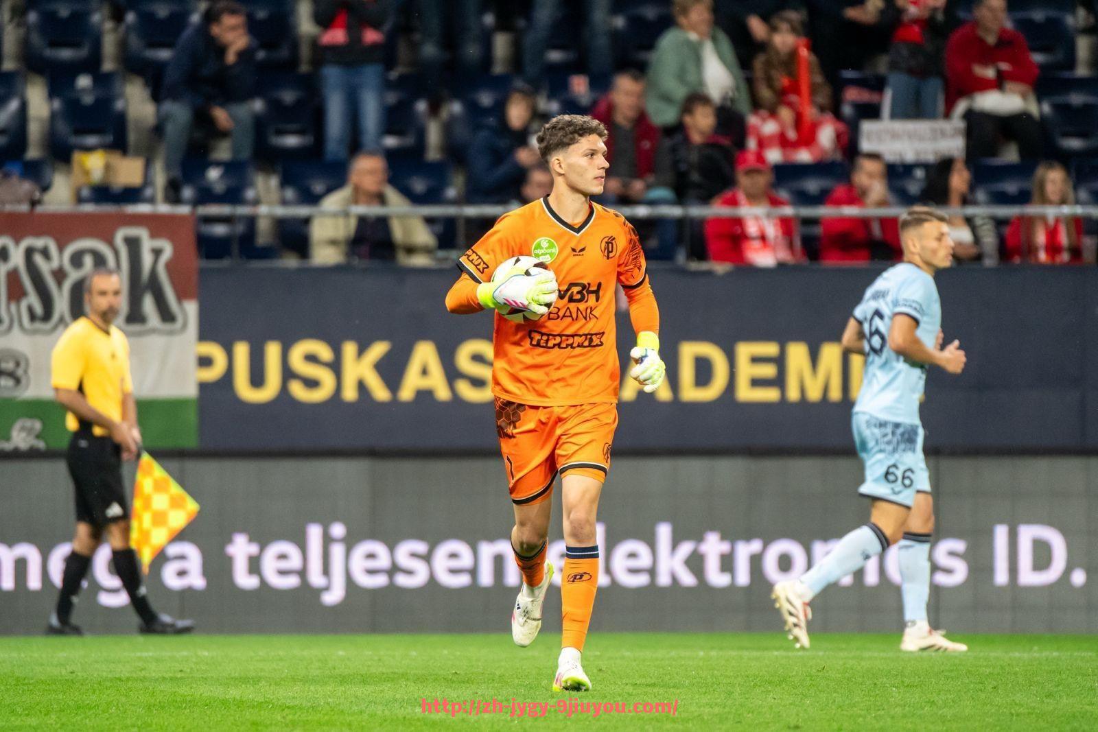 jiuyou九游娱乐-上海体育场举办的中超联赛比赛精彩回顾